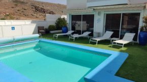 Villa El Quijote with private heated pool